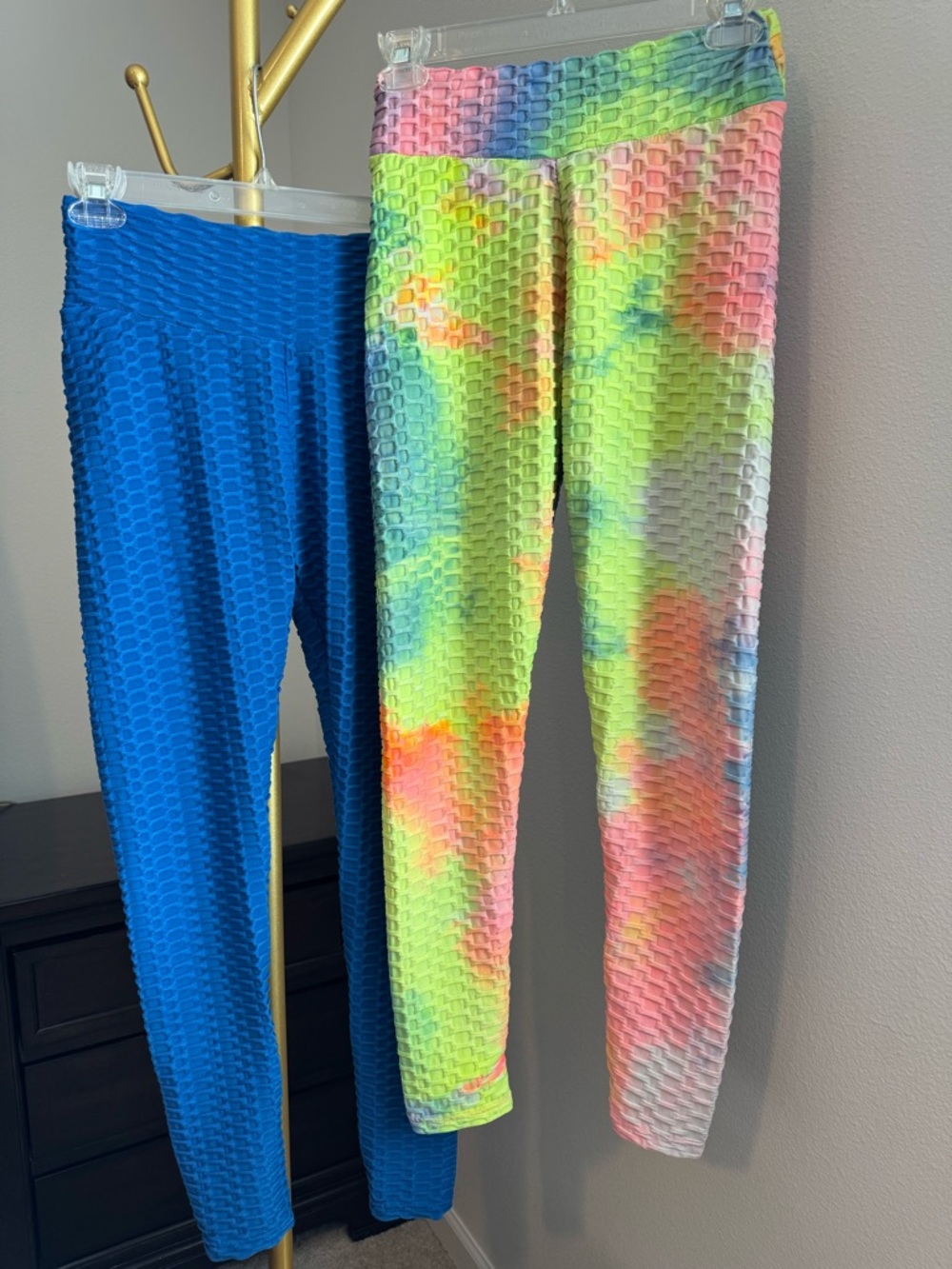 Honeycomb Butt Lift High-Rise Leggings - Neon Tie-Dye & Royal Blue - Medium